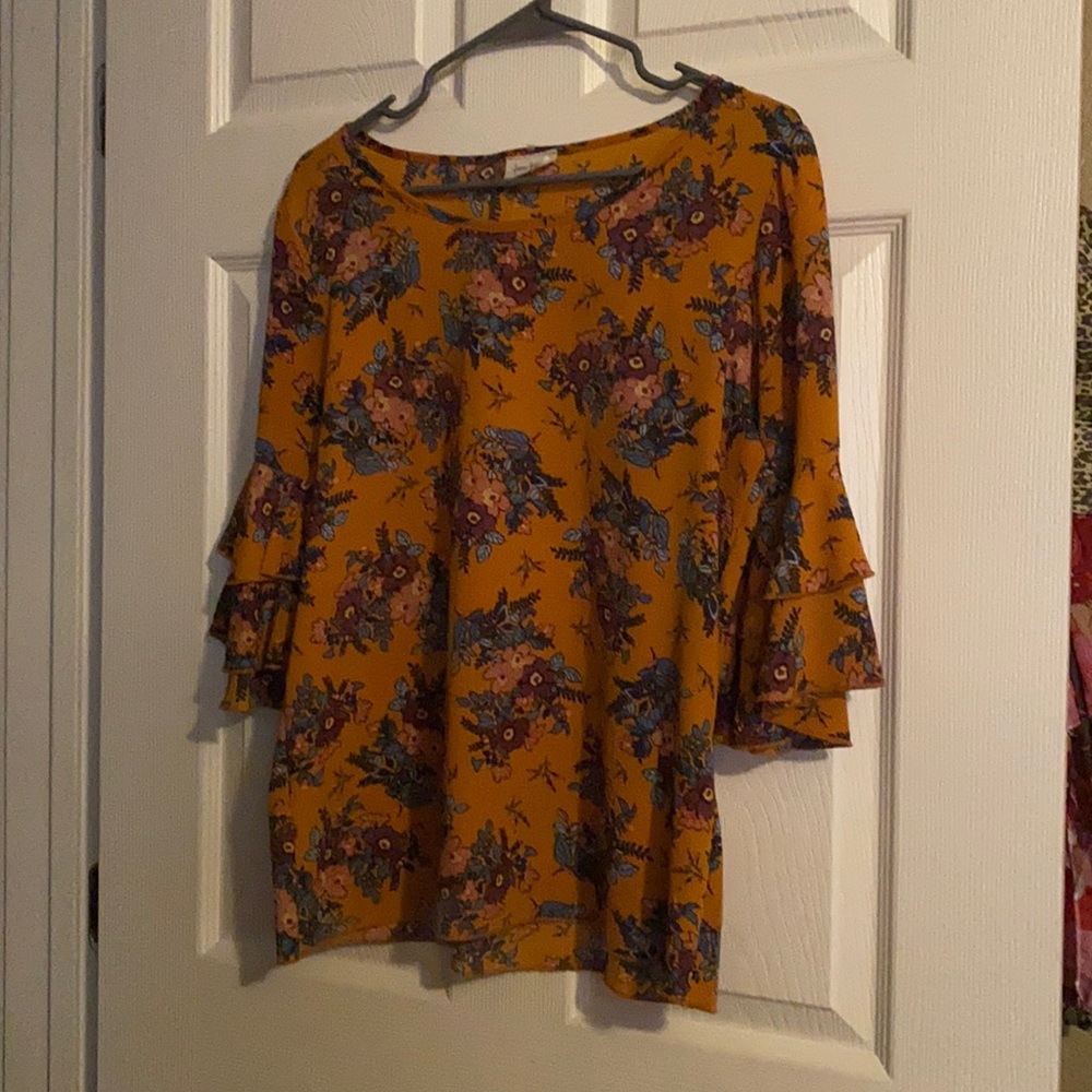 Nice flowered blouse